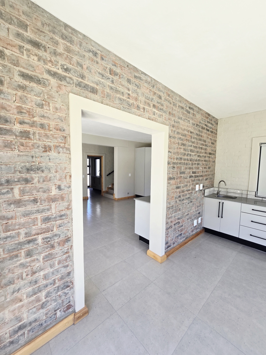 3 Bedroom Property for Sale in King George Park Western Cape